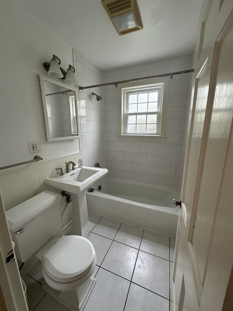 1015 N Fernandez Avenue - Photo 9