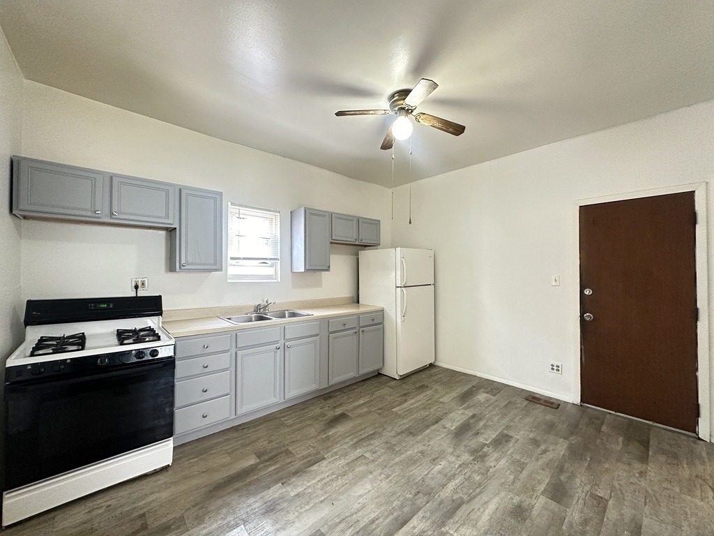 1722 N Kimball Avenue - Photo 3