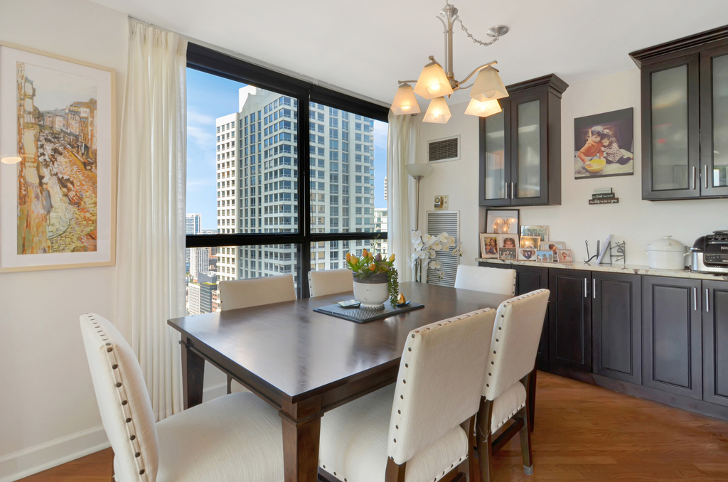 405 N Wabash Avenue - Photo 9