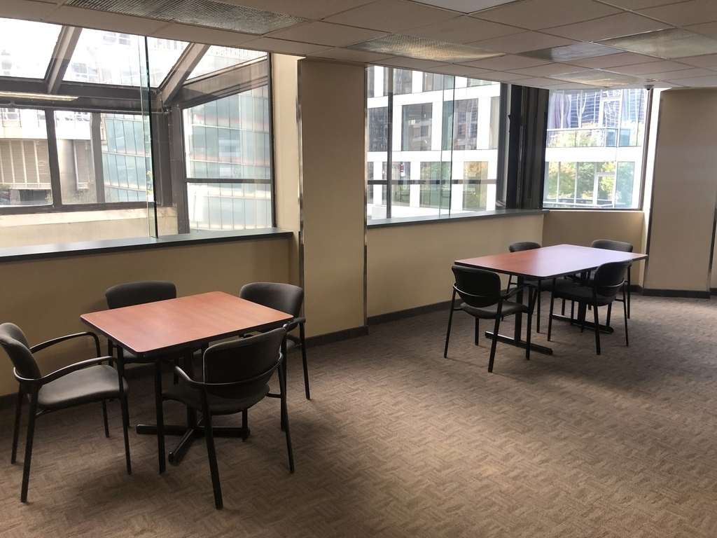 405 N Wabash Avenue - Photo 32