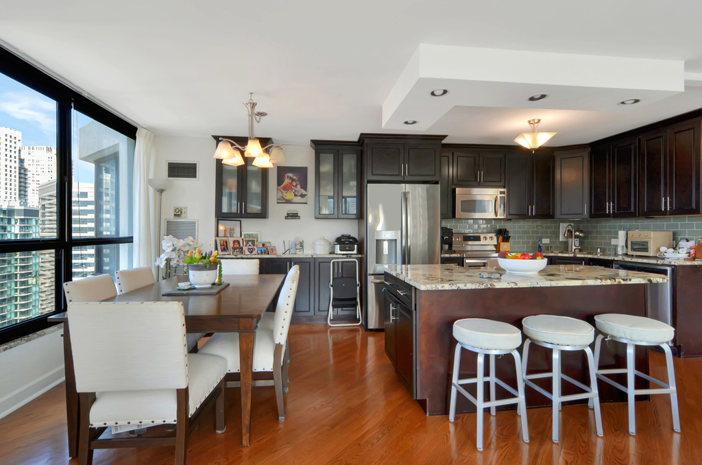 405 N Wabash Avenue - Photo 4