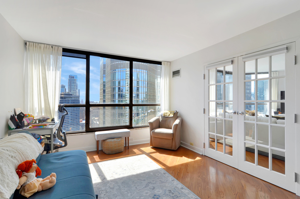 405 N Wabash Avenue - Photo 16