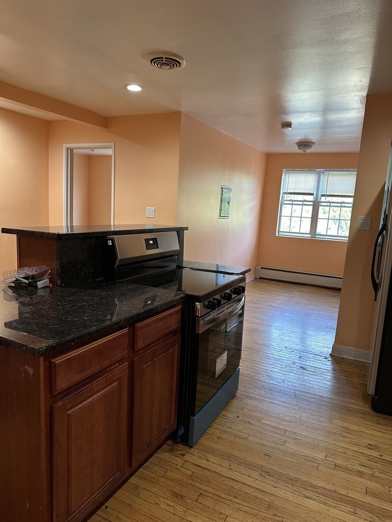 5205 W Drummond Place - Photo 8