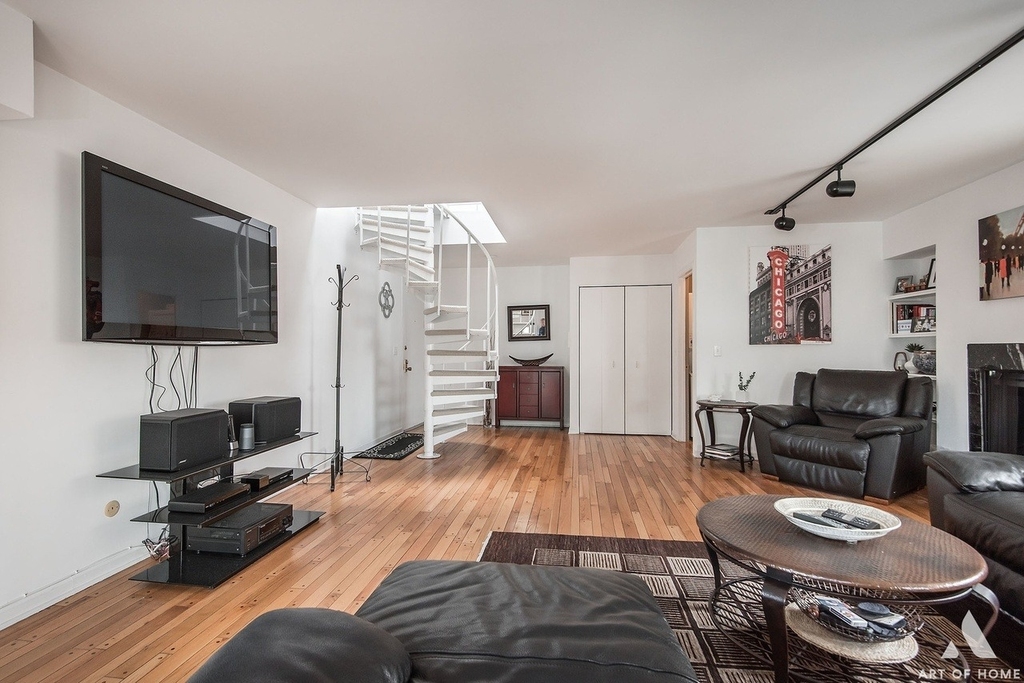 1201 W Diversey Parkway - Photo 10