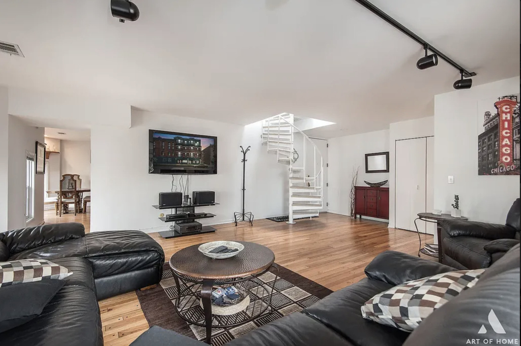 1201 W Diversey Parkway - Photo 11