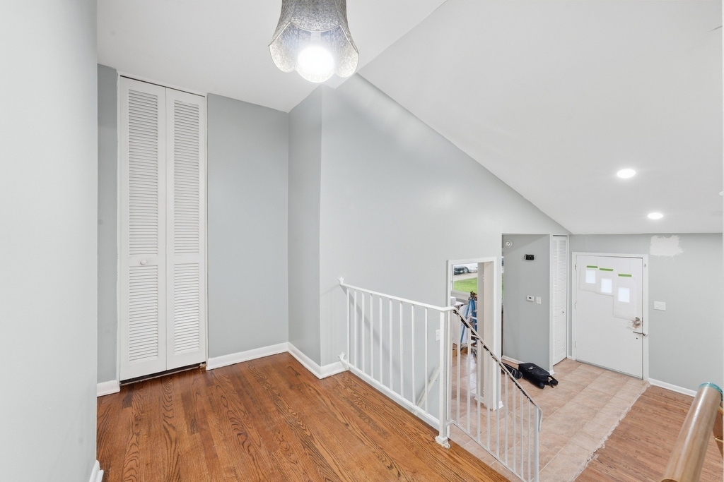 7030 W Carol Avenue - Photo 9