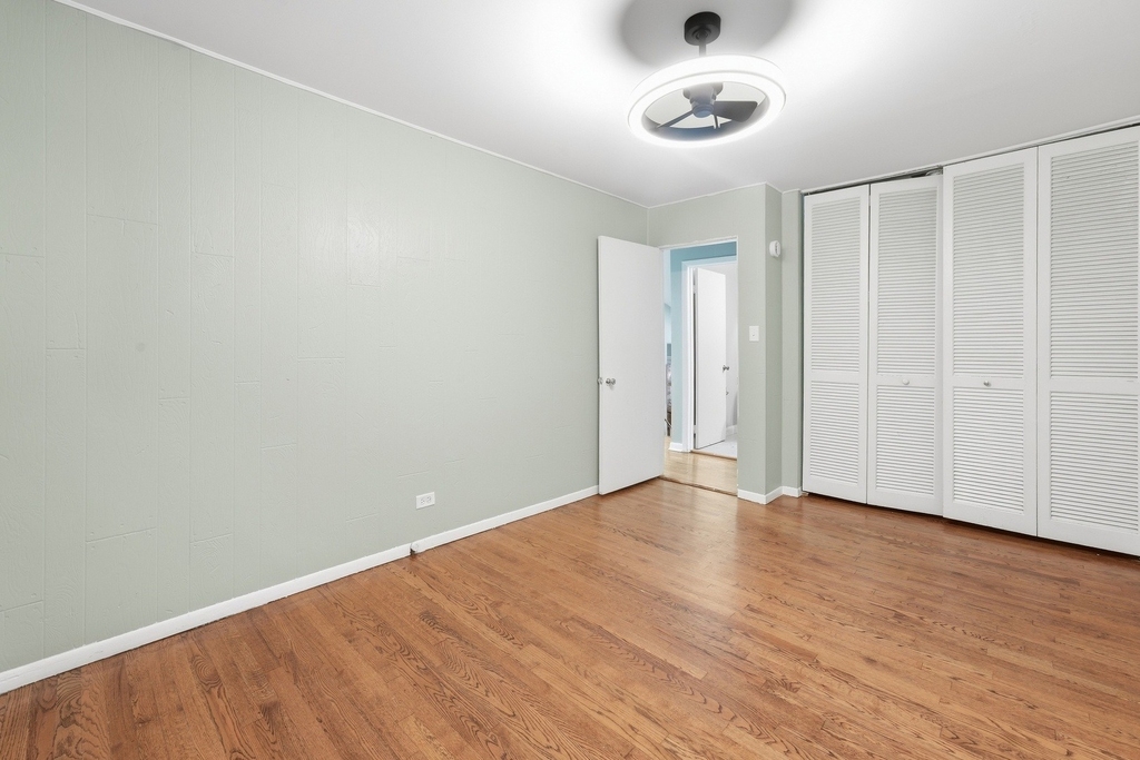 7030 W Carol Avenue - Photo 3
