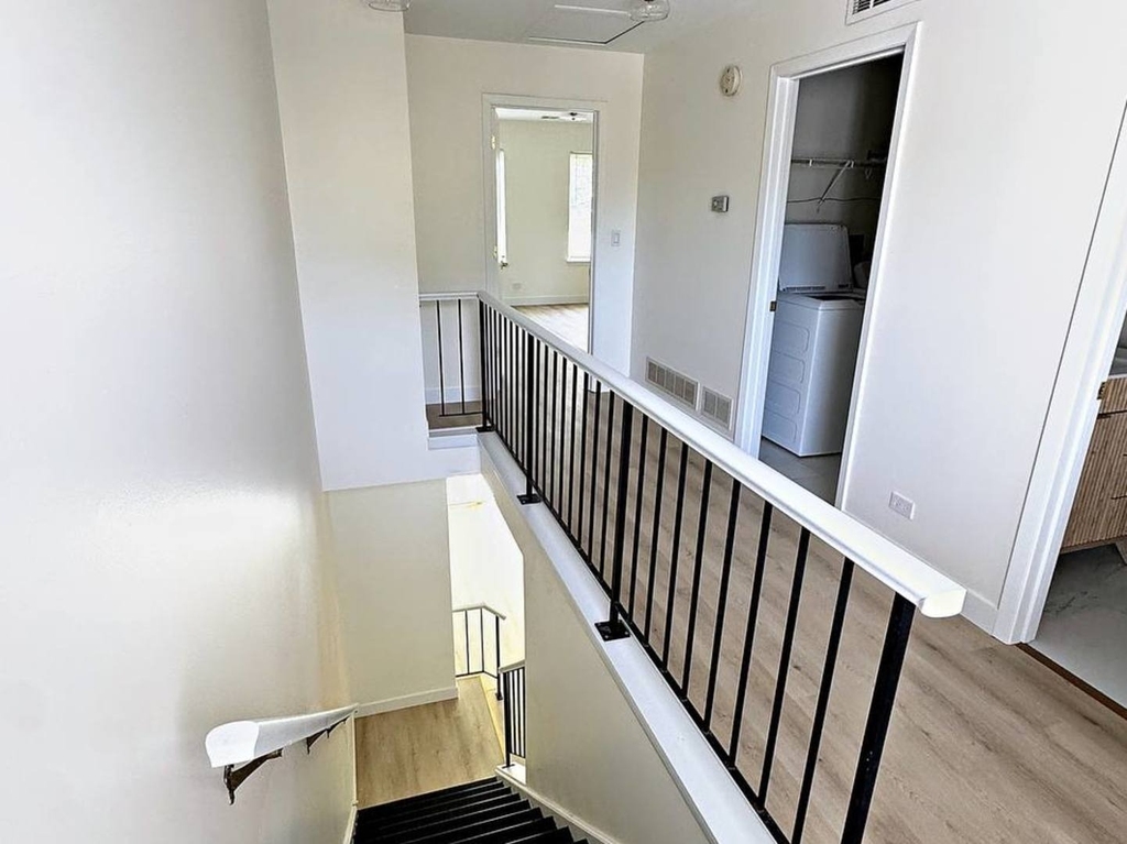 295 Hunterdon Court - Photo 8
