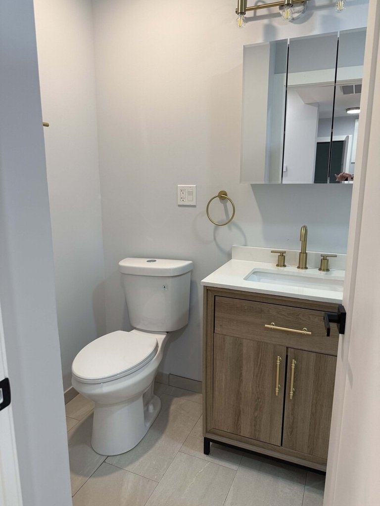 3801 W Belle Plaine Avenue - Photo 4