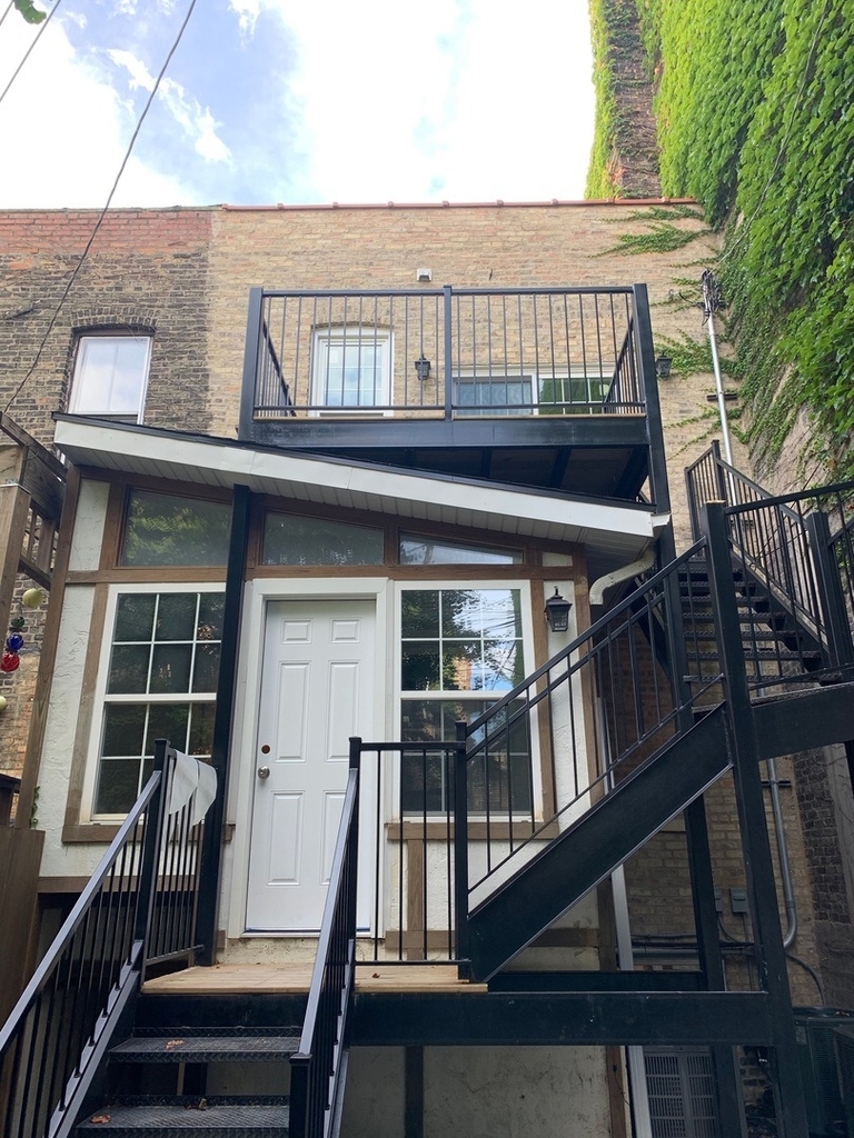 608 W Arlington Place - Photo 11