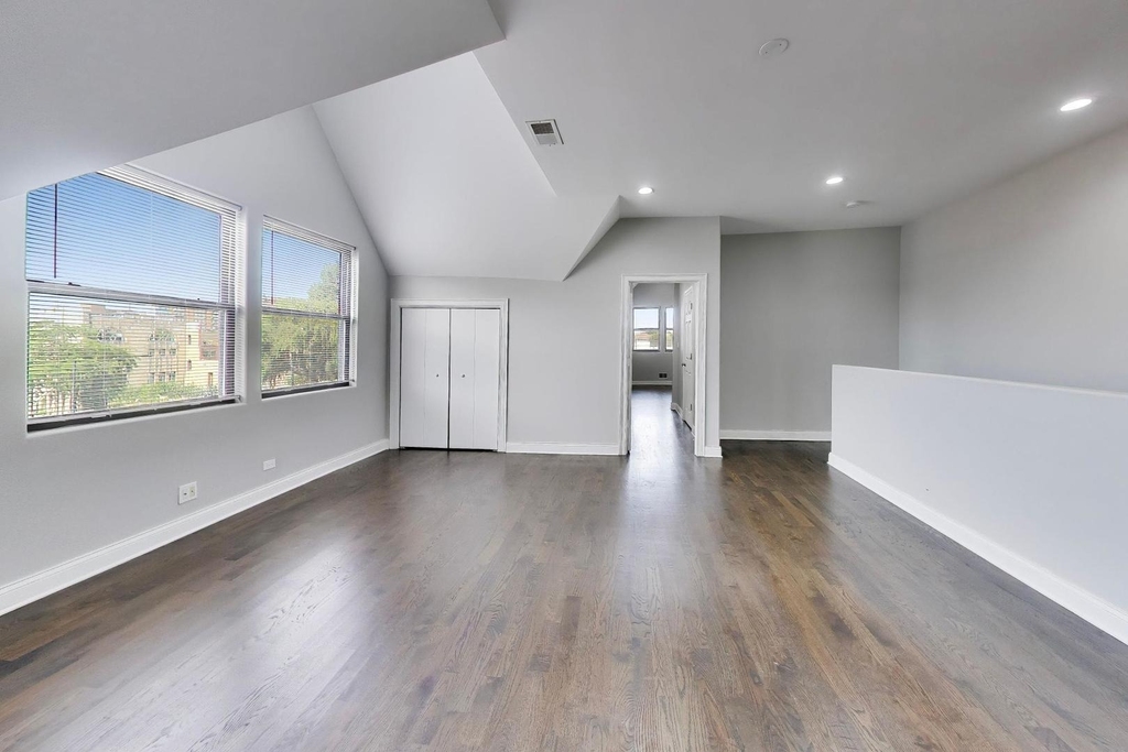 3330 S Indiana Avenue - Photo 20