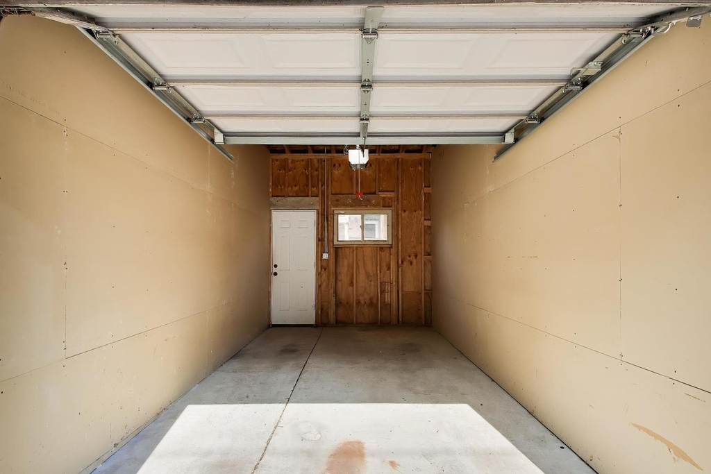 3330 S Indiana Avenue - Photo 36