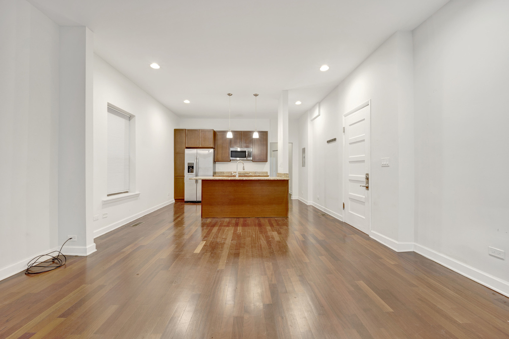 1010 W Dakin Street - Photo 9