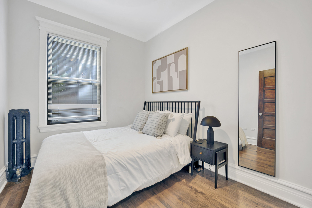 1006 W Dakin Street - Photo 3