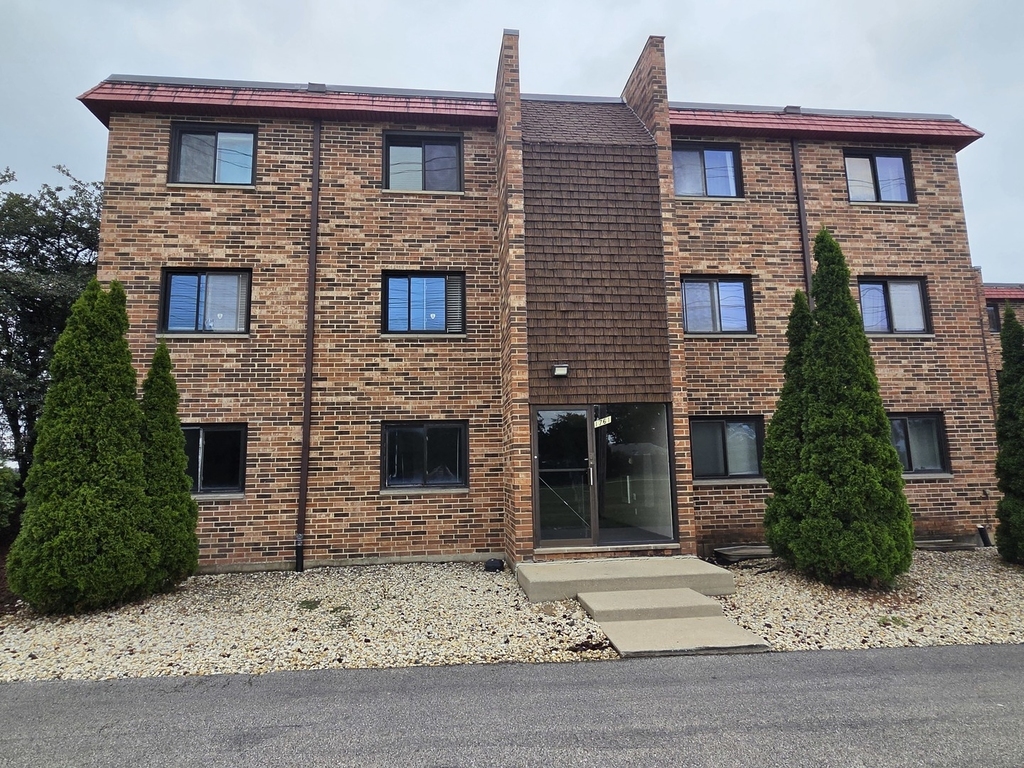 1761 W Algonquin Road - Photo 9