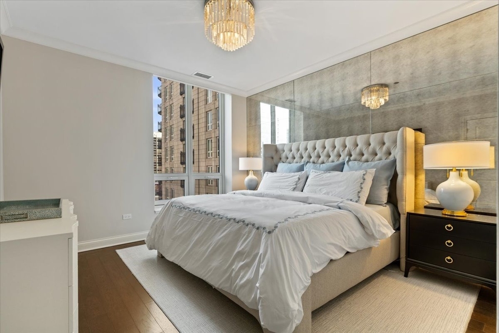 10 E Delaware Place - Photo 14