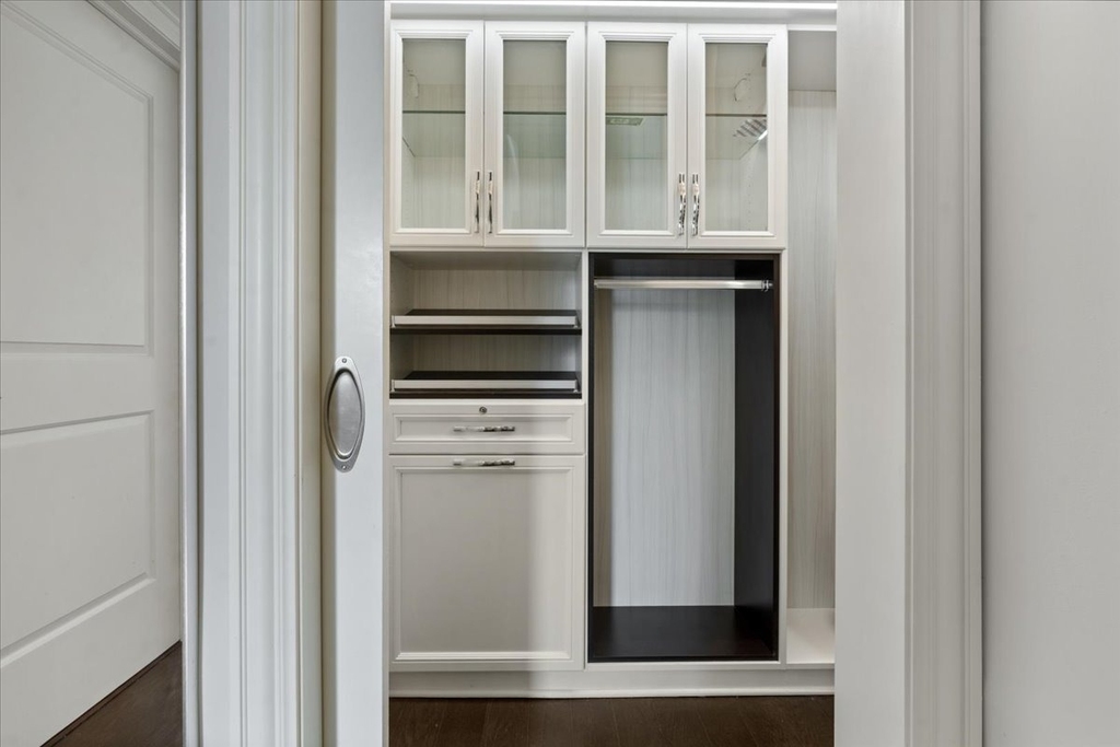 10 E Delaware Place - Photo 18