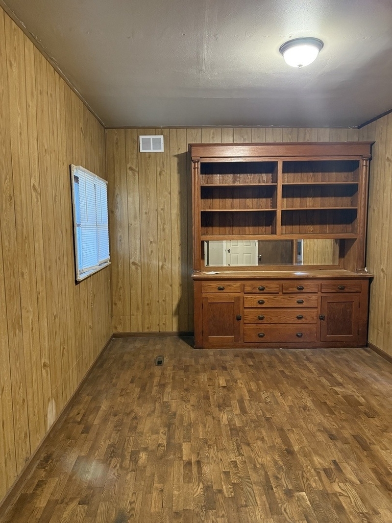 1306 E Green Street - Photo 13