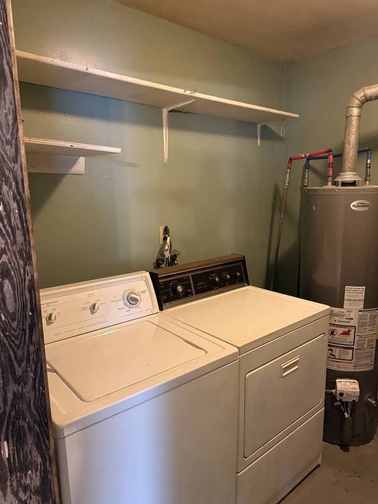 1306 E Green Street - Photo 11