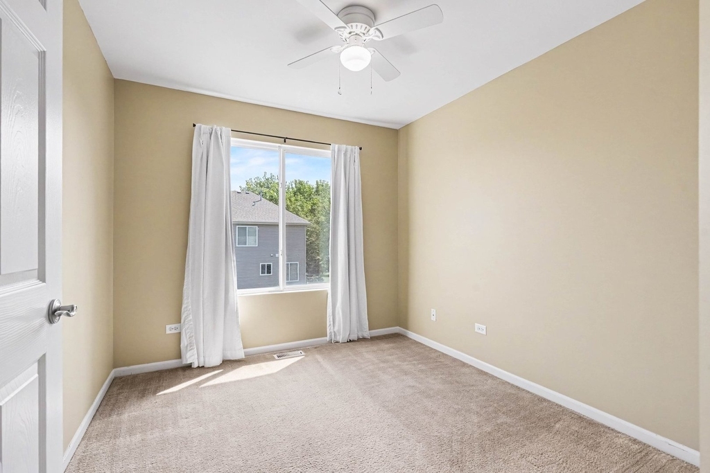 24617 Patriot Square Drive - Photo 12