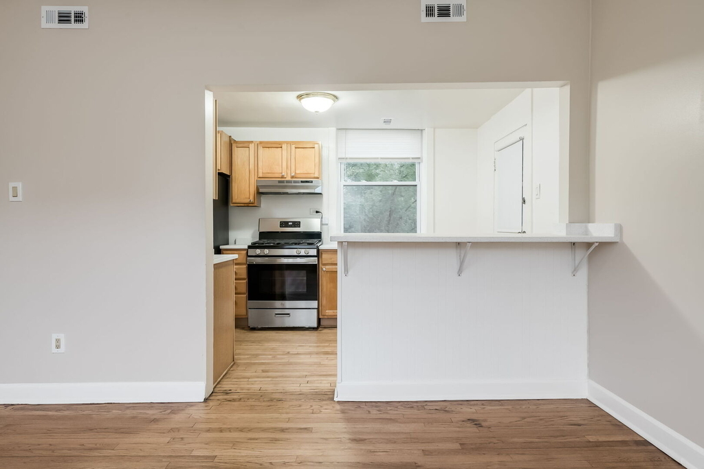 3722 W Altgeld Street - Photo 6