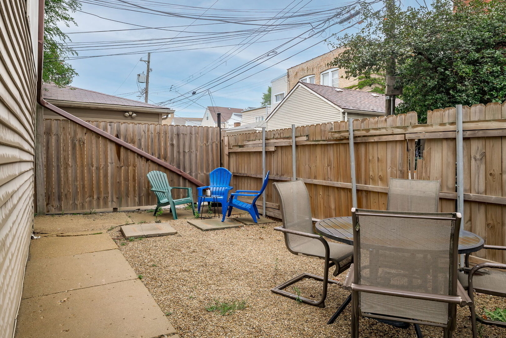 3722 W Altgeld Street - Photo 20