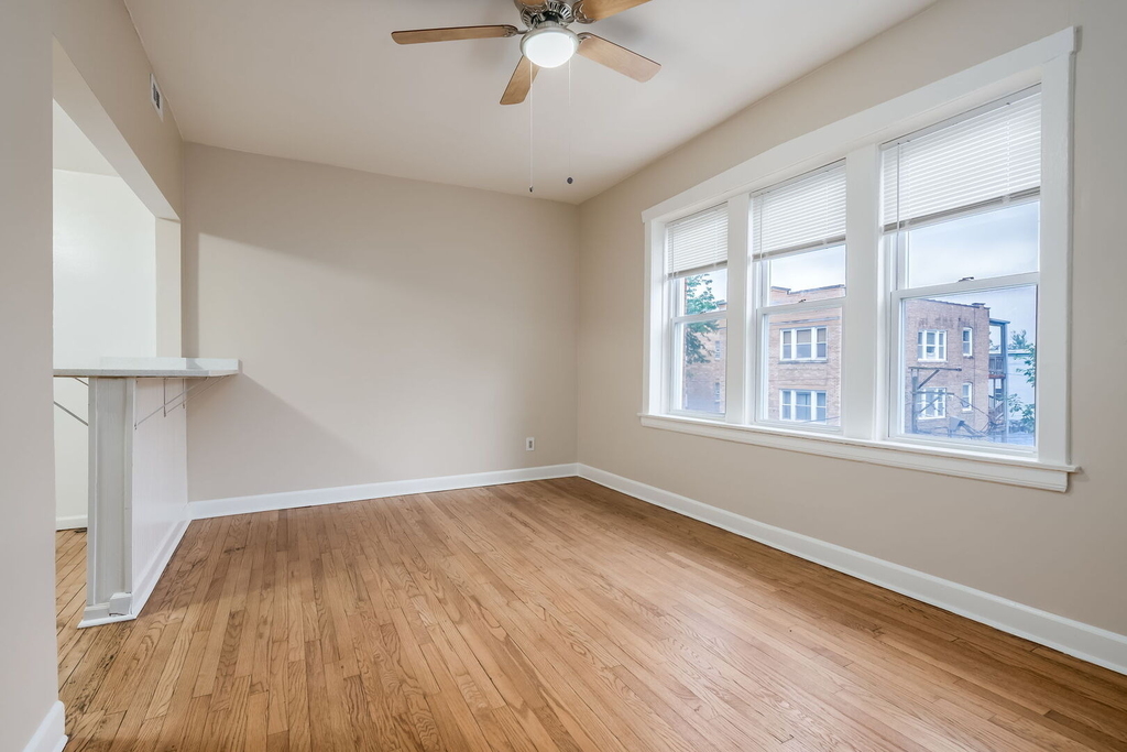 3722 W Altgeld Street - Photo 3