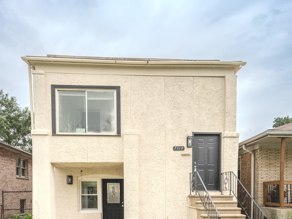 7119 40th Street - Photo 0