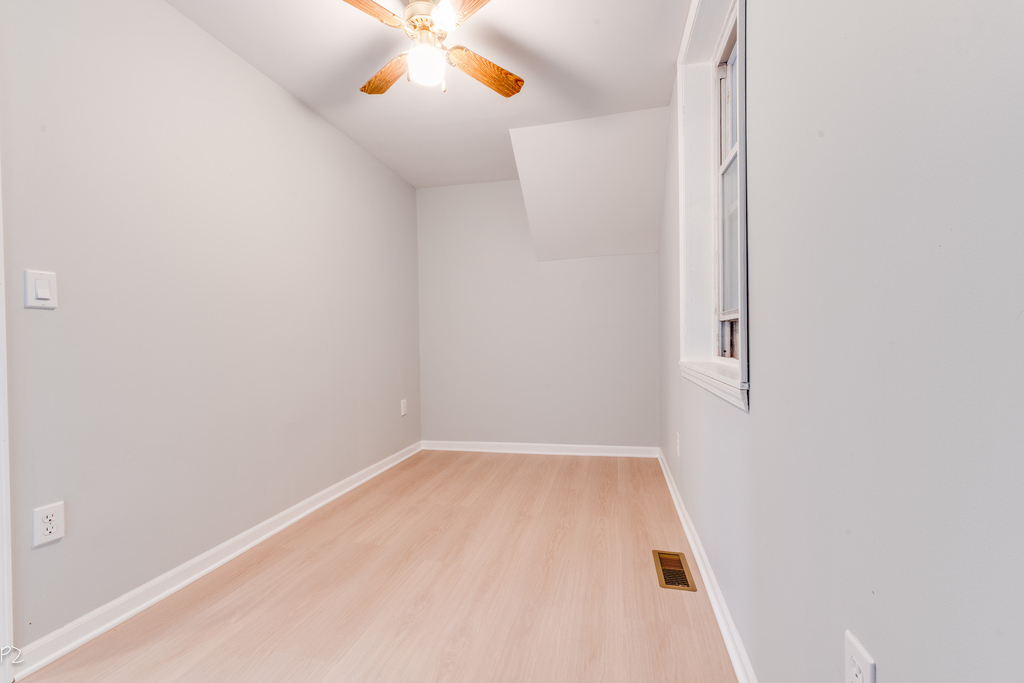 2625 S Union Avenue - Photo 8