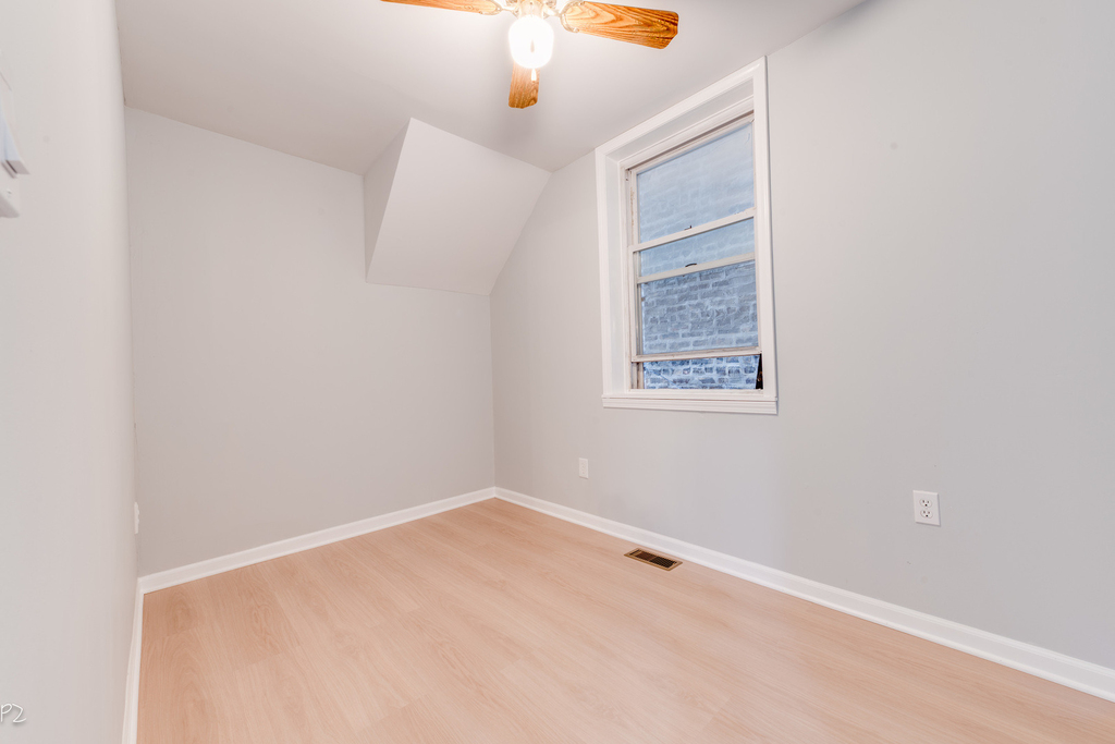 2625 S Union Avenue - Photo 9