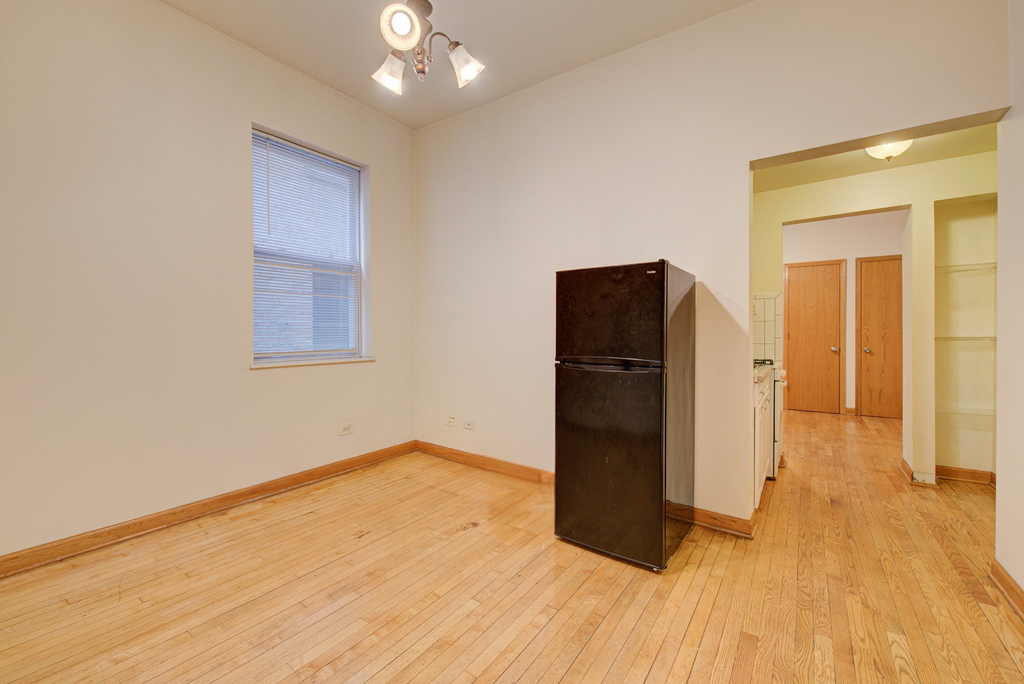 4518 N Sheridan Road - Photo 1
