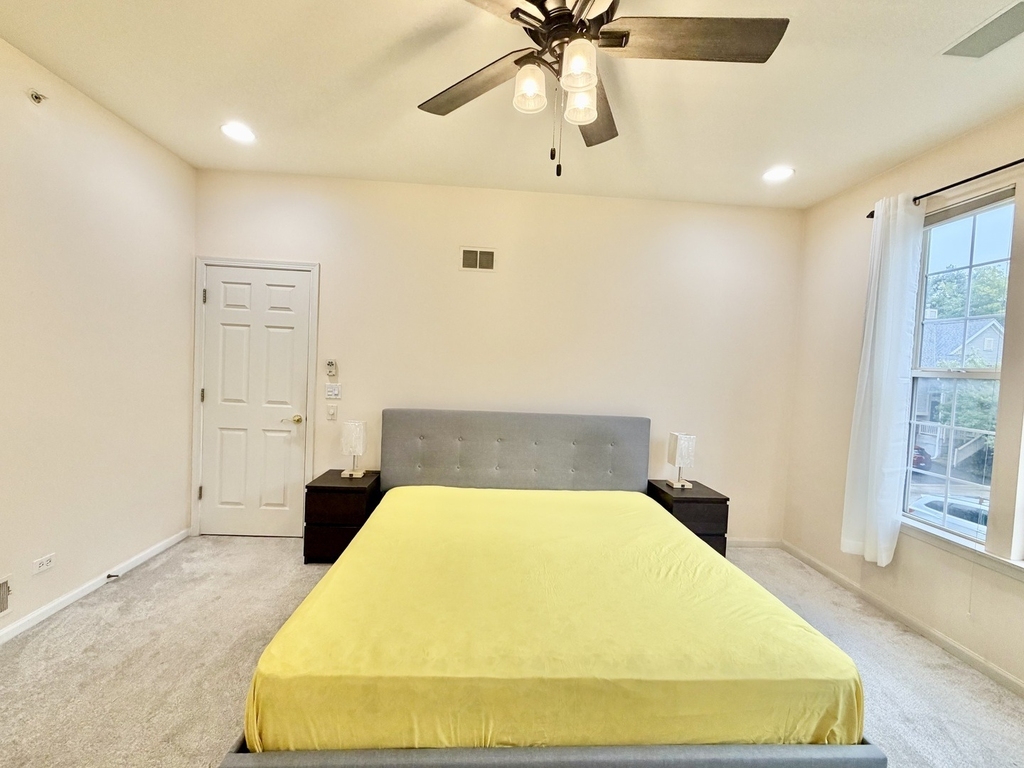 2820 N Greenwood Avenue - Photo 25