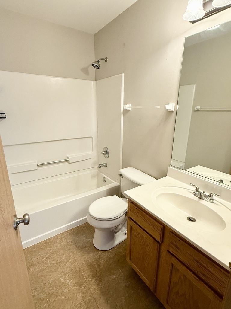 388 Richmond Drive - Photo 24