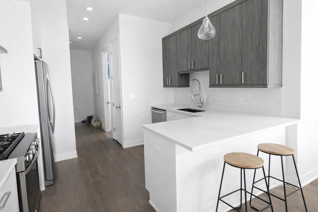 2217 W Madison Street - Photo 1