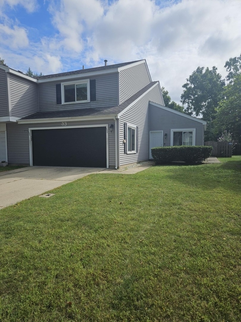 33 Buckingham Lane - Photo 0