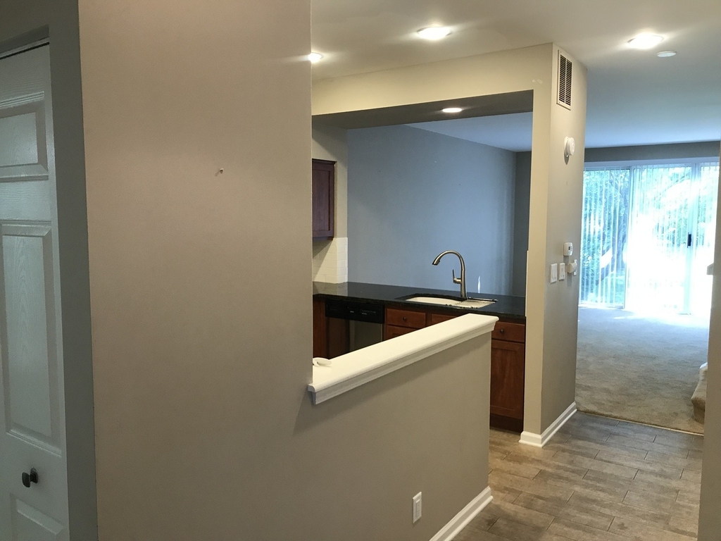 1828 Lucylle Court - Photo 5