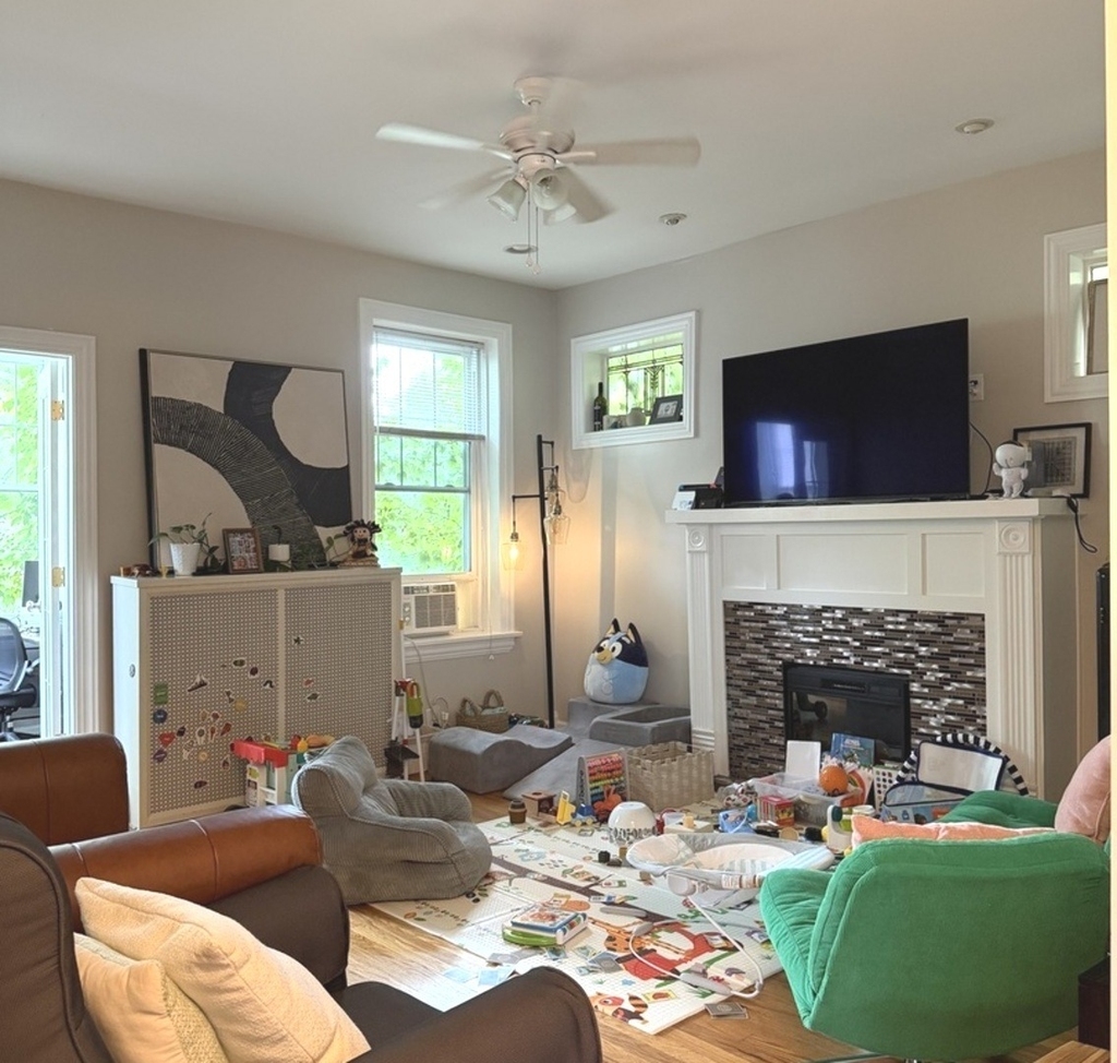 3039 W Wilson Avenue - Photo 1