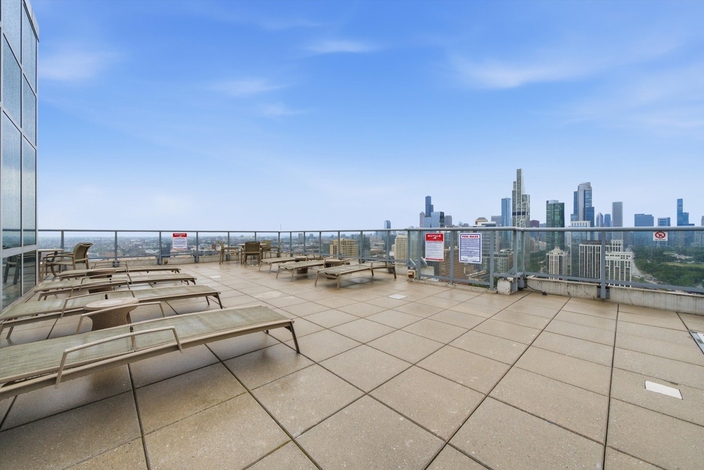 1629 S Prairie Avenue - Photo 30