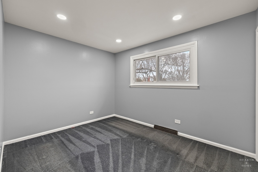 1923 E Pawnee Lane - Photo 13