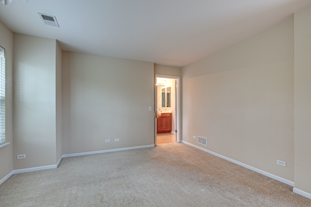 726 Summit Lane - Photo 17