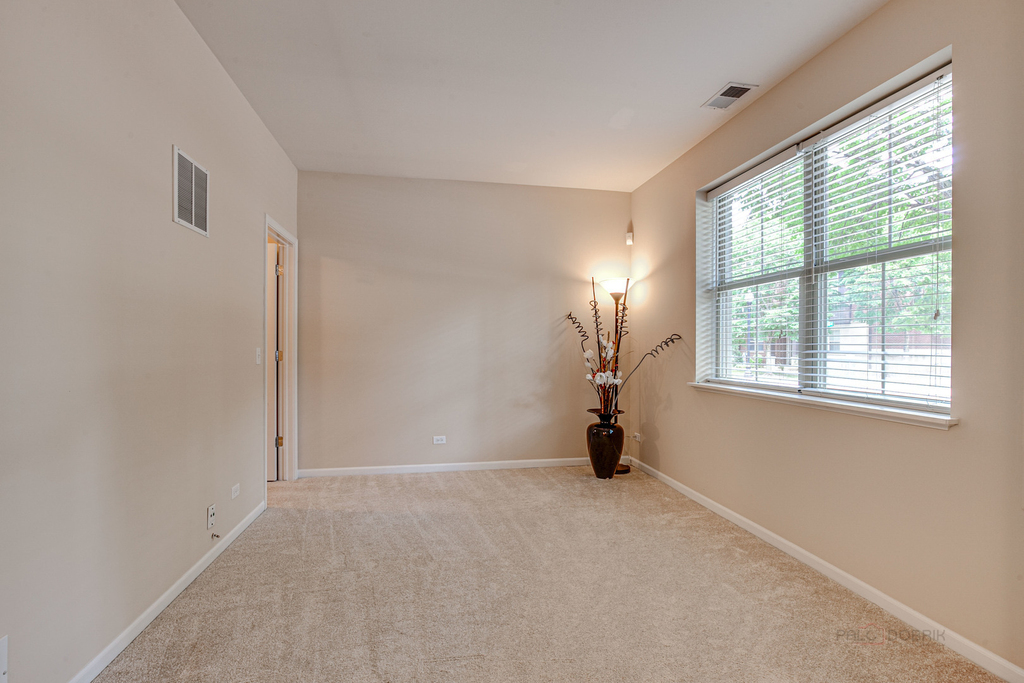 726 Summit Lane - Photo 5