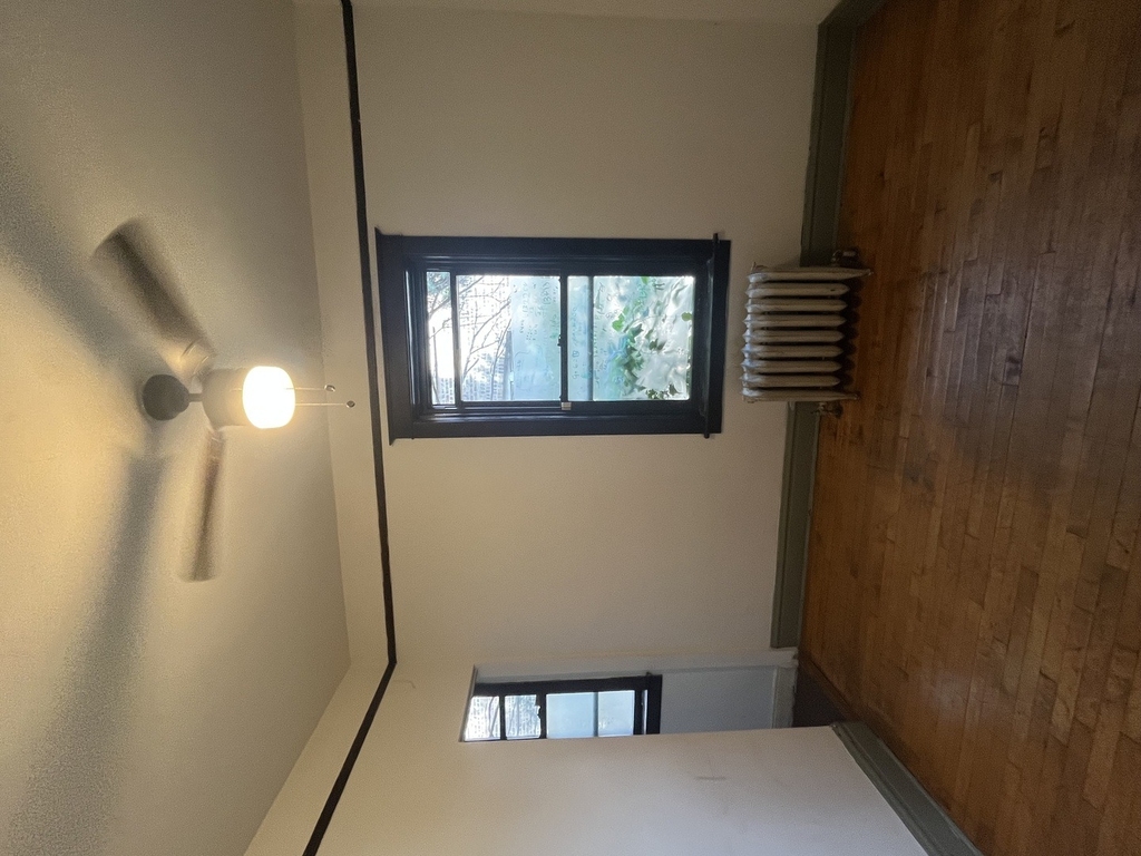 8548 S Manistee Avenue - Photo 0