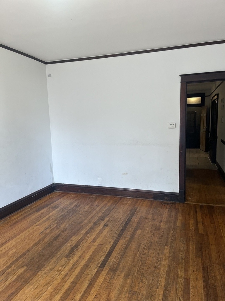 8548 S Manistee Avenue - Photo 10