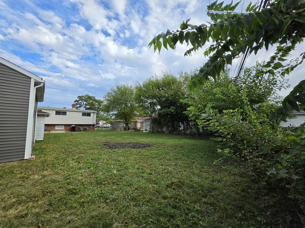 9104 Oleander Avenue - Photo 35