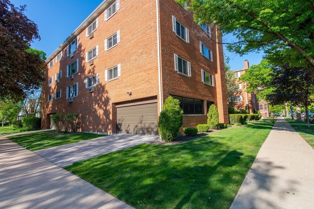 950 Washington Boulevard - Photo 3