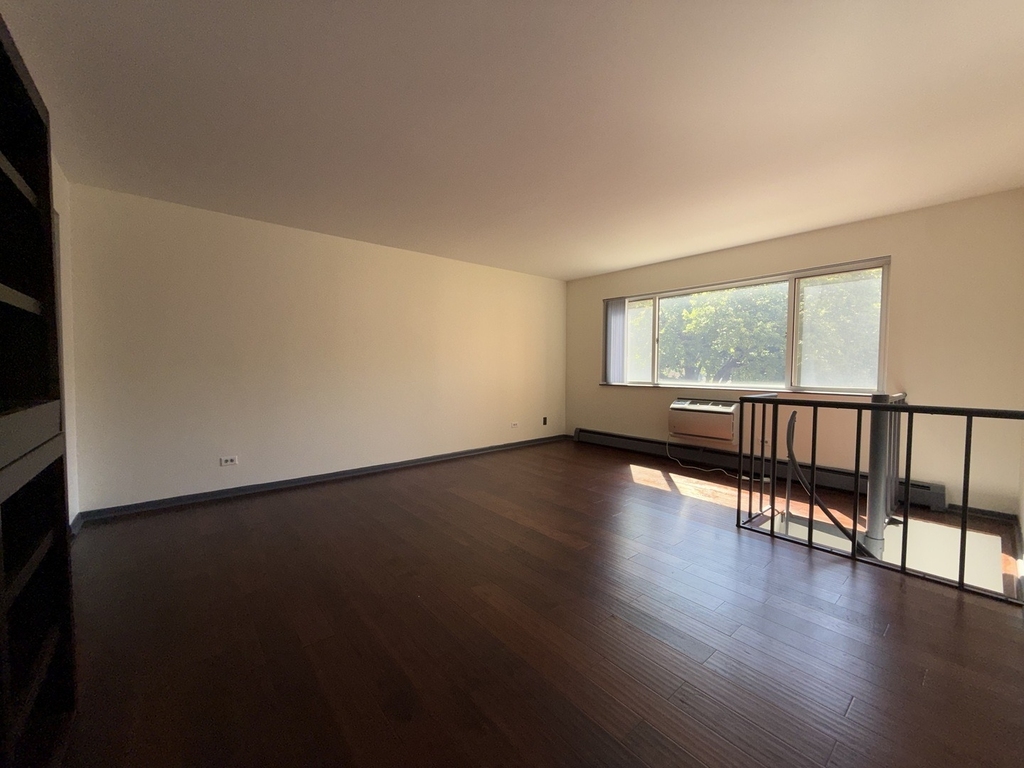 950 Washington Boulevard - Photo 8