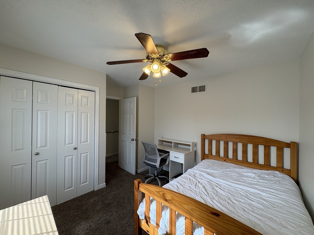 707 N Golfcrest Road - Photo 11