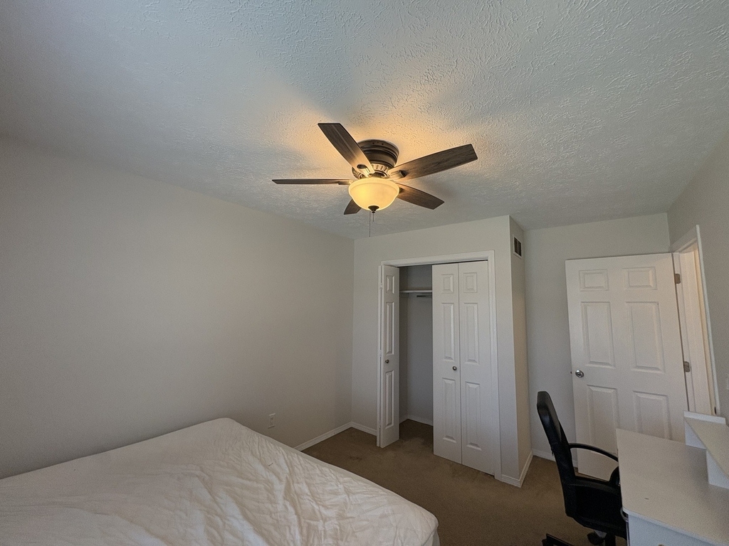 707 N Golfcrest Road - Photo 8