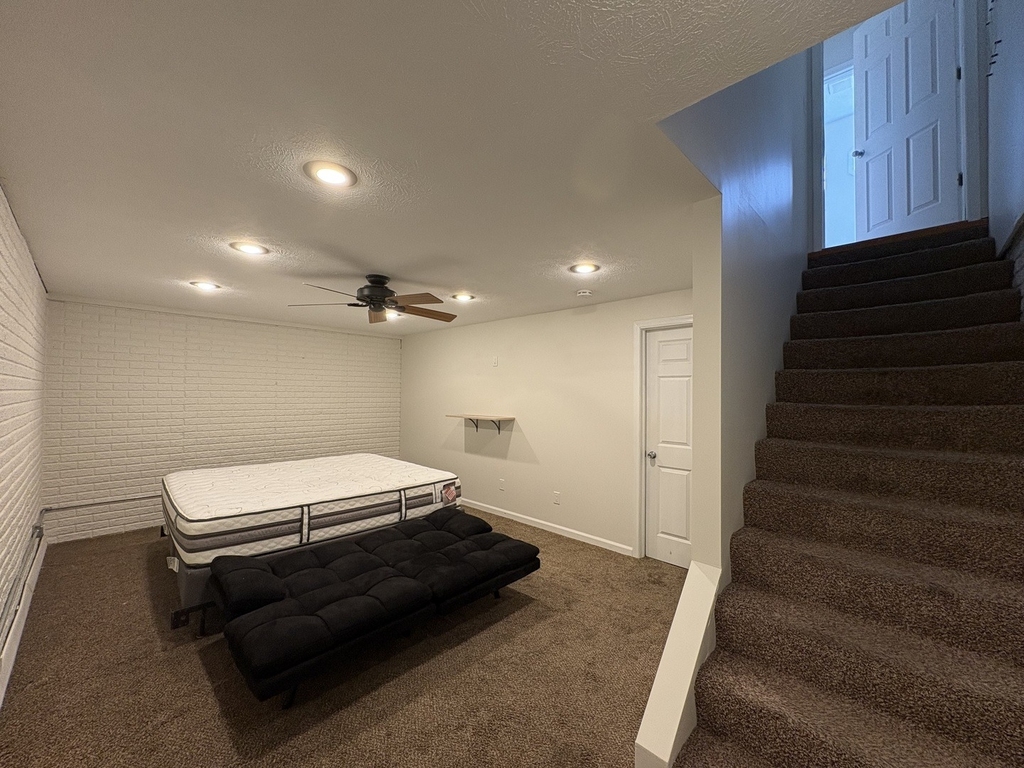 707 N Golfcrest Road - Photo 17