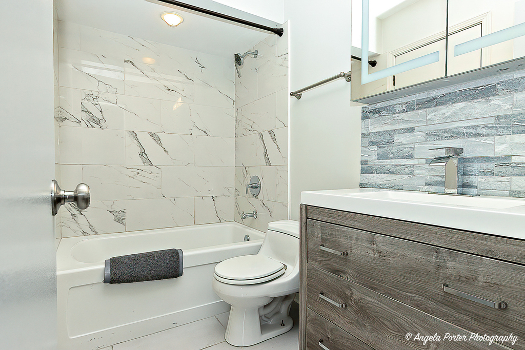 1402 Inverrary Lane - Photo 11